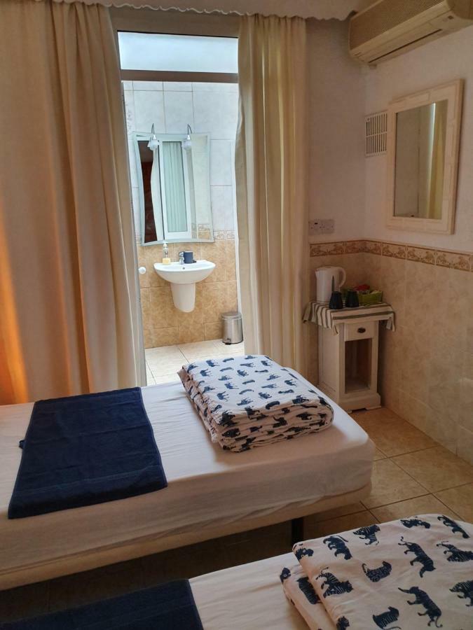 Roberto Guest House Benalmádena Eksteriør bilde